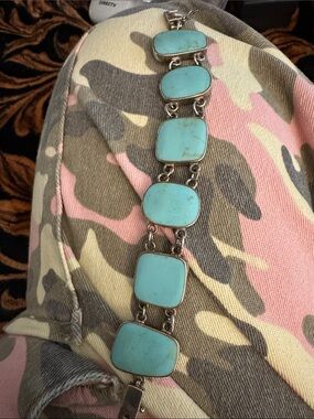 Native made vintage Turquoise Stone Link Bracelet - Women Jewelry